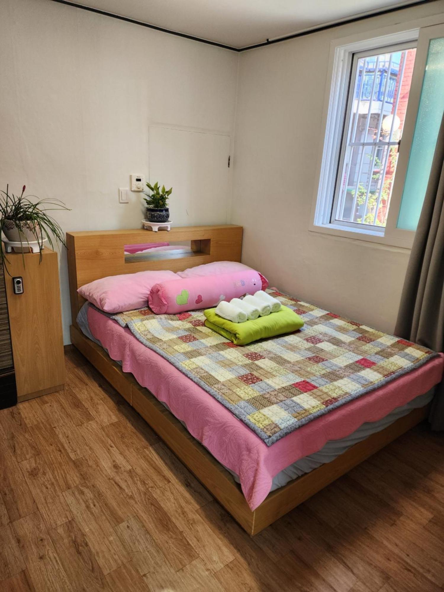 Disco Pangpang Guesthouse Inchon Habitación foto